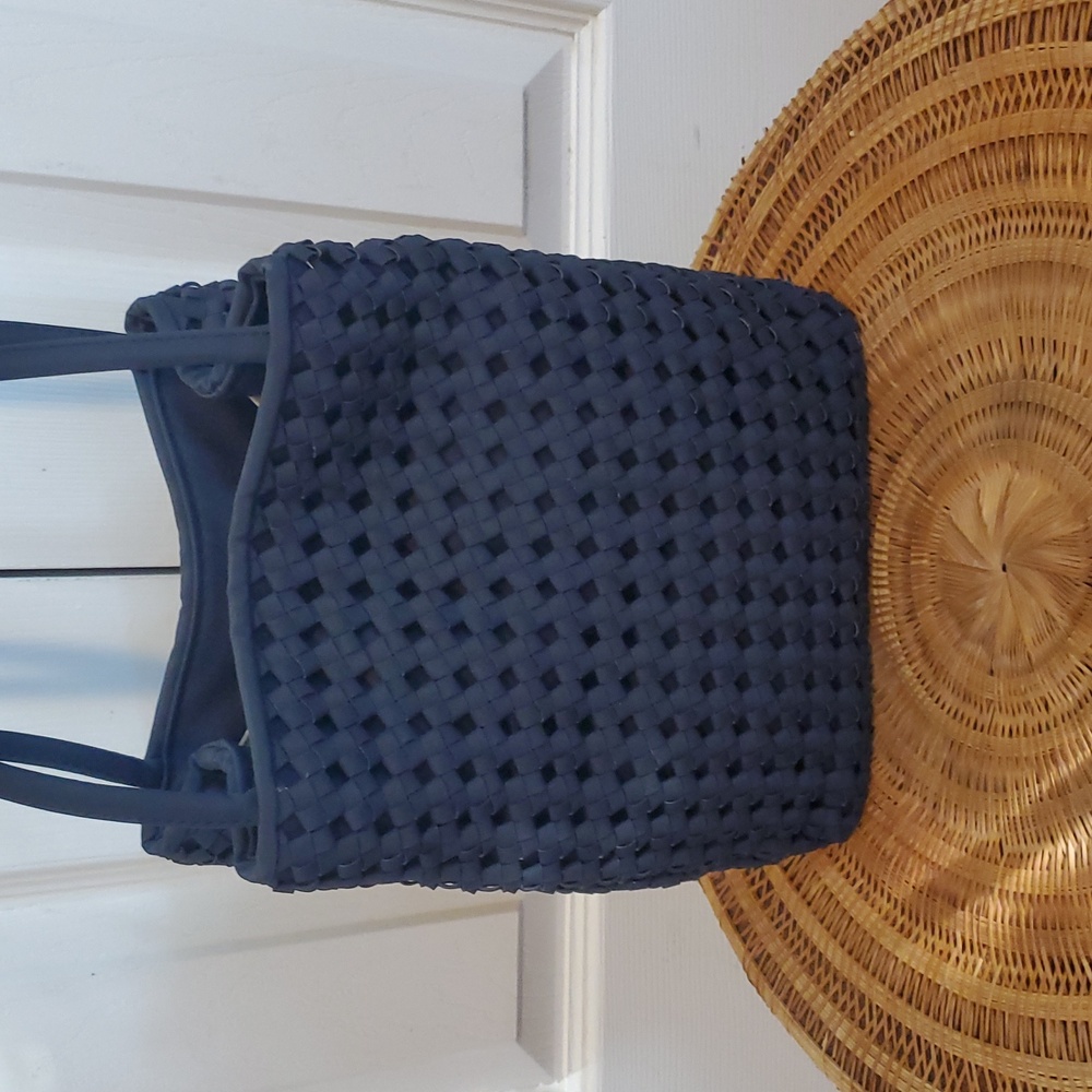Amanda Smith Vintage Navy Blue Woven Lattice Bucket Shoulder Bag